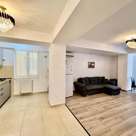 Summerland Mamaia View Extérieur photo