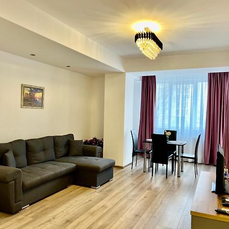 Summerland Mamaia View Extérieur photo