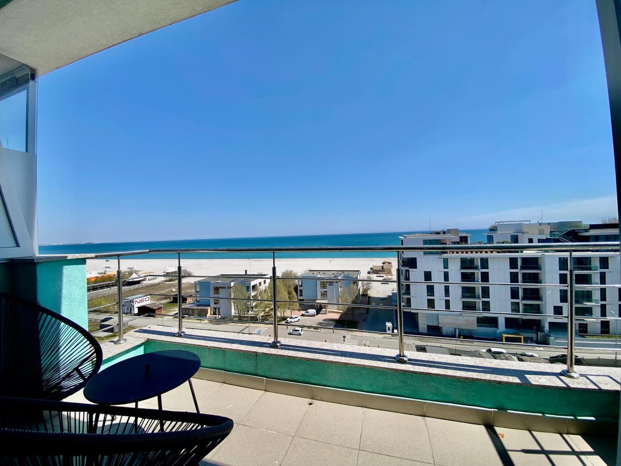 Summerland Mamaia View Extérieur photo
