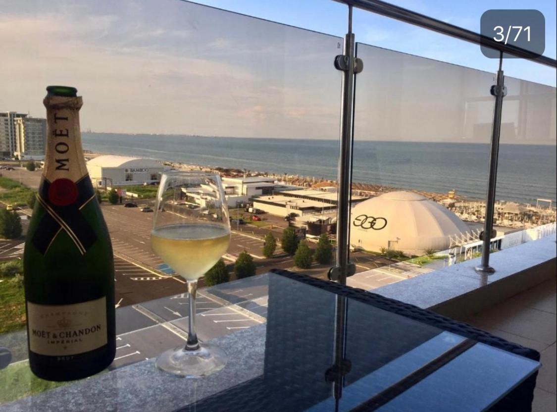Summerland Mamaia View Extérieur photo