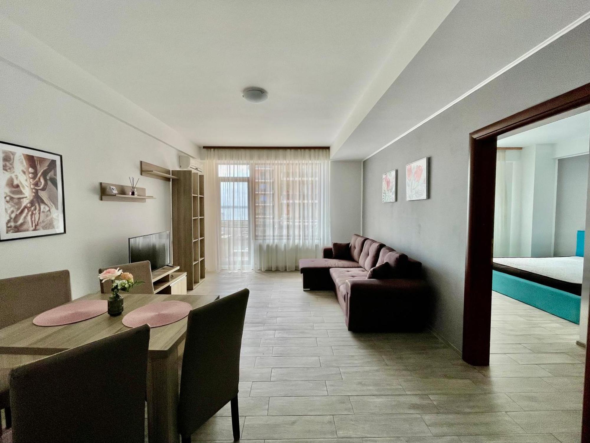 Summerland Mamaia View Extérieur photo