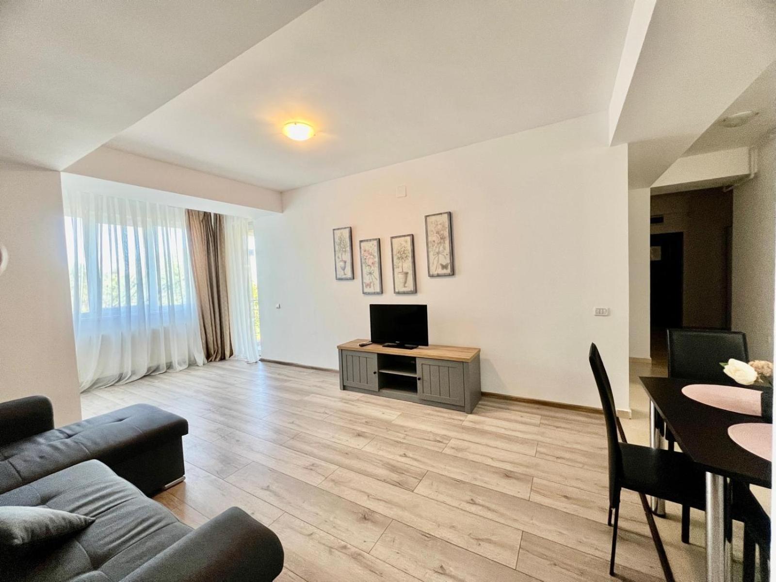 Summerland Mamaia View Extérieur photo